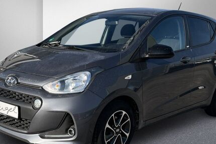 Hyundai i10 10.300 km 11.989 &euro; Wunsiedel 95632