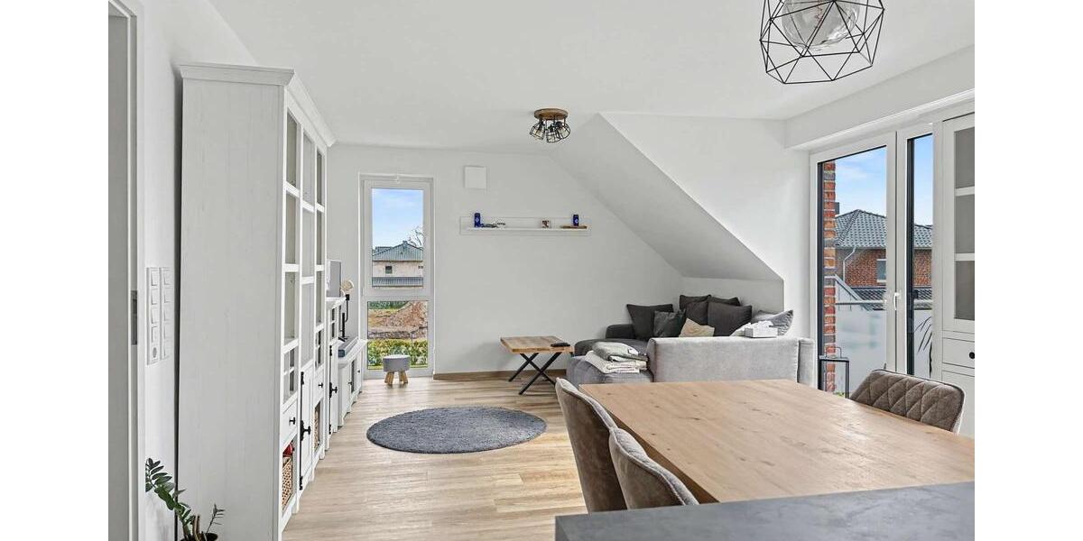 Dachgeschoßwohnung Ganderkesee - 4 Zimmer, 96 m&sup2;, 1.250&euro; | Angebot:25943368