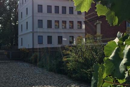 Wohnung Zwickau - 3 Zimmer, 90 m&sup2;, 32.000&euro; | Angebot:24921693