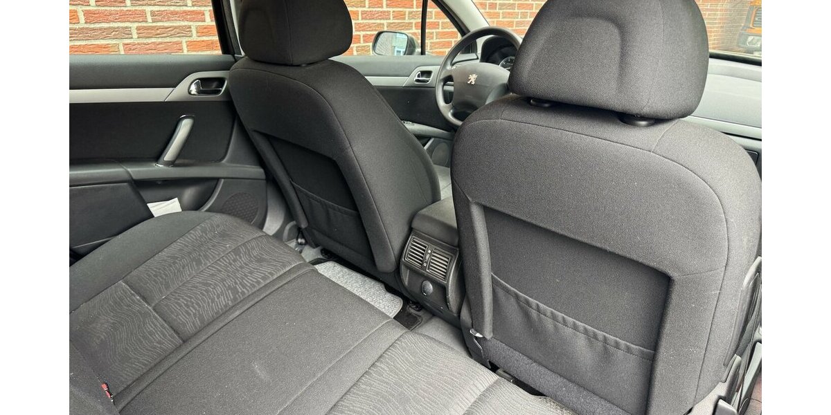 Peugeot 407 1. Hand nur 91tkm Kampfspuren 91.000 km 3.999 &euro; Hamburg 22339