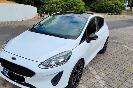 Ford Fiesta 56.500 km 10.300 € Kronberg 61476