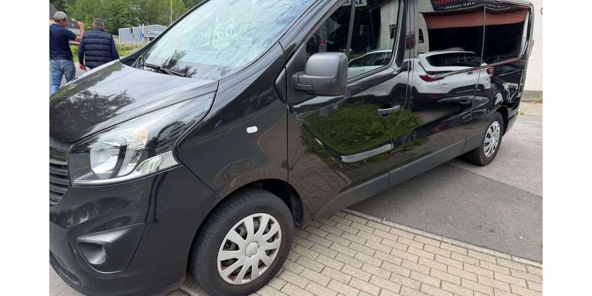 Opel Vivaro 97.400 km 14.999 &euro; Lüdenscheid 58515