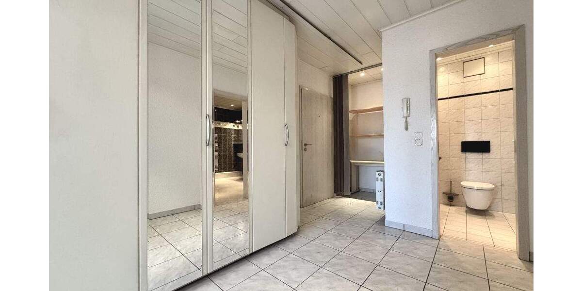 Etagenwohnung Lorsch - 2 Zimmer, 102 m&sup2;, 1.095&euro; | Angebot:24545492