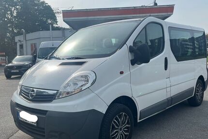 Opel Vivaro 142.000 km 6.490 &euro; Hamburg 22765