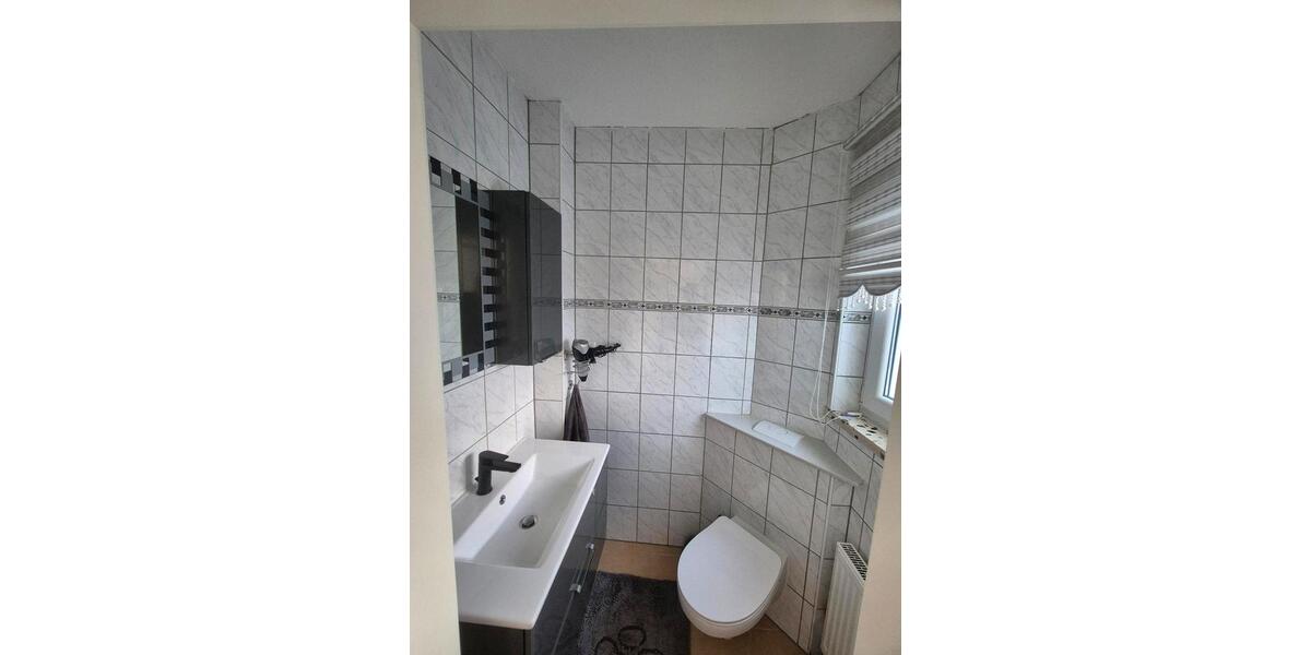 Doppelhaushälfte Aßlar - 5 Zimmer, 105 m&sup2;, 1.400&euro; | Angebot:25364020