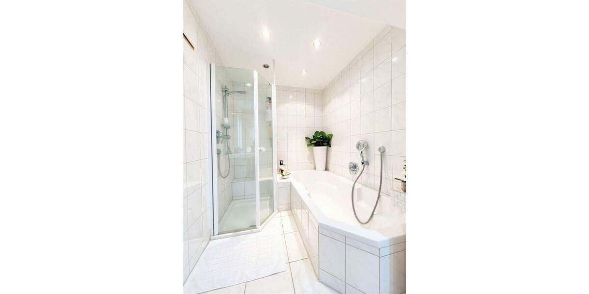 Etagenwohnung Wildberg - 3 Zimmer, 133 m&sup2;, 295.000&euro; | Angebot:25770716