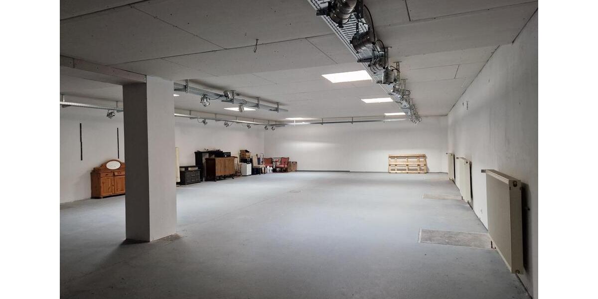 Gewerbeobjekt Varel - 750&euro; | Angebot:25759812