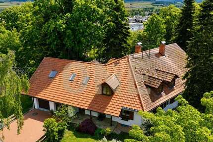 Haus Mallersdorf-Pfaffenberg Pfaffenberg - 9.5 Zimmer, 329 m&sup2;, 720.000&euro; | Angebot:26577378