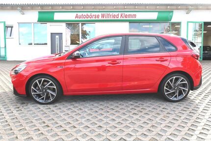 Hyundai i30 20.000 km 19.850 € Lichtenau 33165