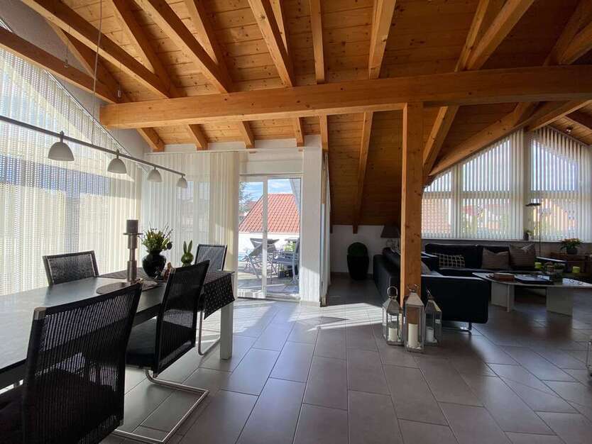 Wohnung zum Mieten in Ellhofen 1.390 € 117 m²