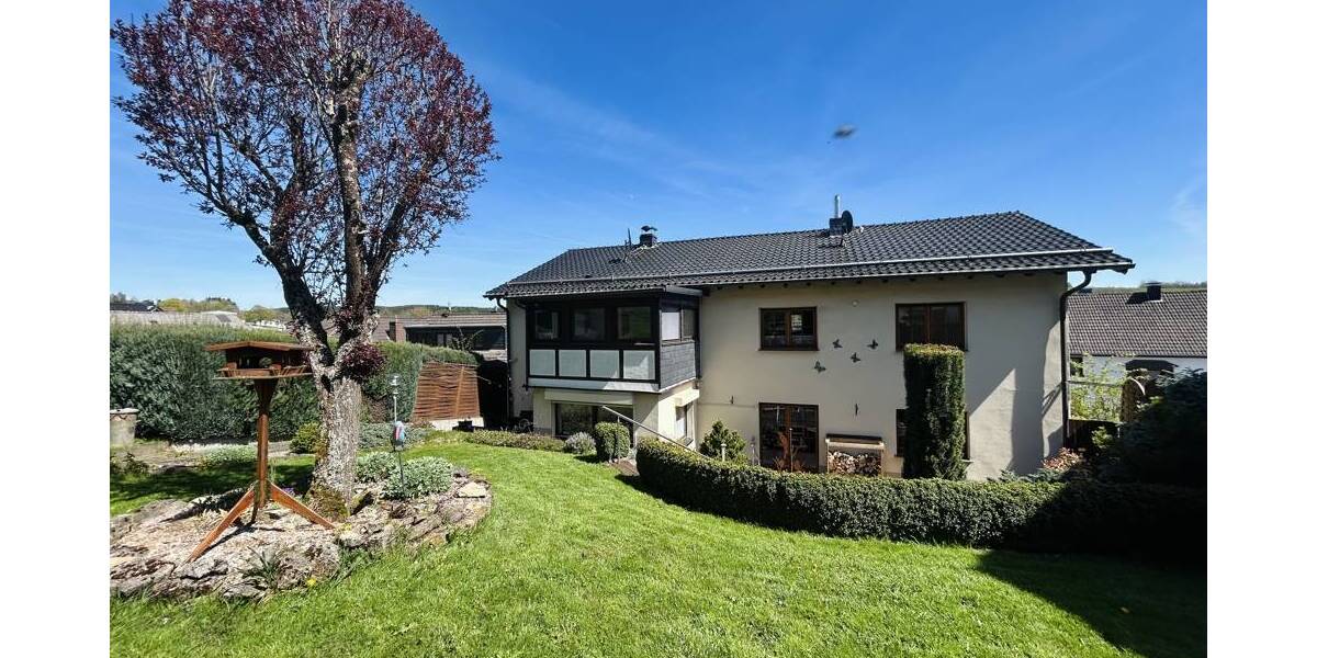 Mehrfamilienhaus, Wohnhaus Dahlem - 8 Zimmer, 218 m&sup2;, 369.000&euro; | Angebot:26512735