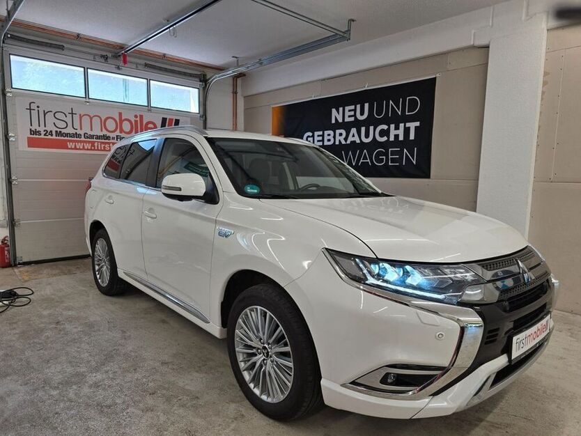 Plug-in Hybrid Outlander
