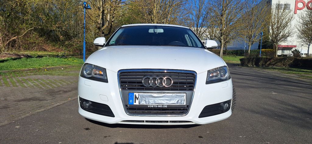 Audi A3 208.118 km 4.999 &euro; Magdeburg 39118