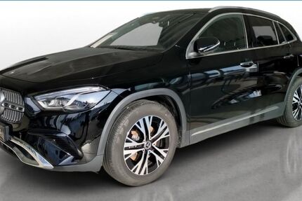 Mercedes-Benz GLA 180 8.177 km 37.140 &euro; Plattling 94447