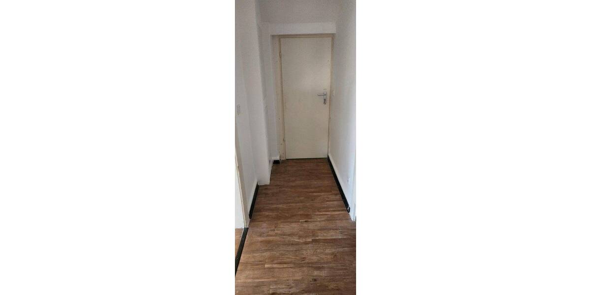 Etagenwohnung Erlangen Tennenlohe - 6 Zimmer, 125 m&sup2;, 1.250&euro; | Angebot:26871424