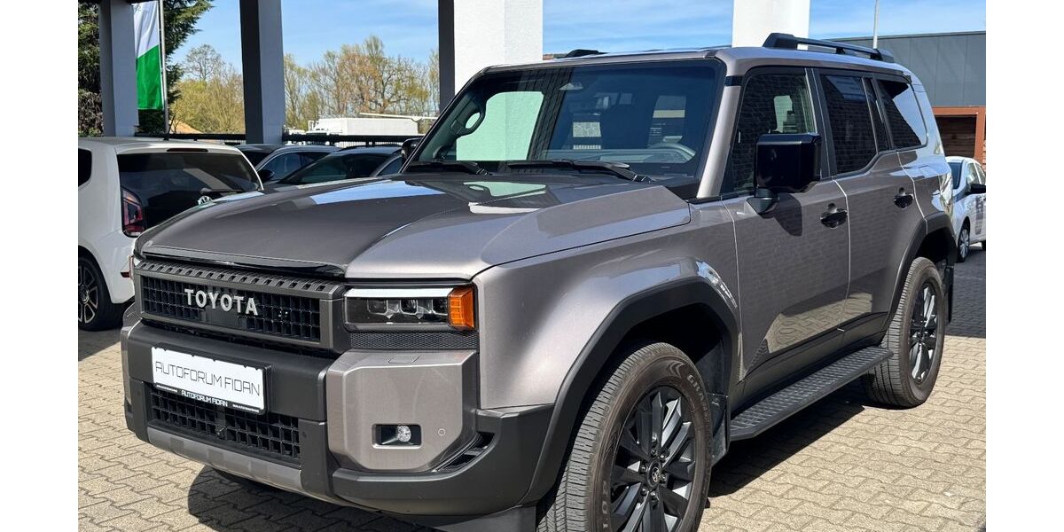 Toyota Land Cruiser 13.450 km 77.900 &euro; Xanten 46509