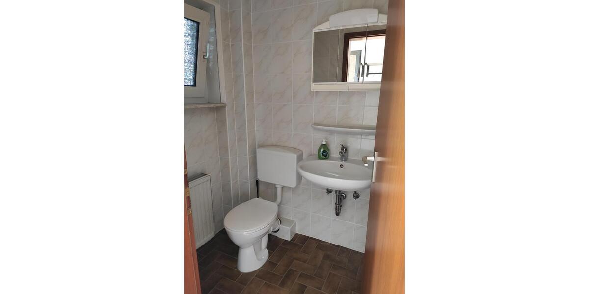 Doppelhaushälfte Offenbach am Main Bürgel - 8 Zimmer, 250 m&sup2;, 2.300&euro; | Angebot:22243715