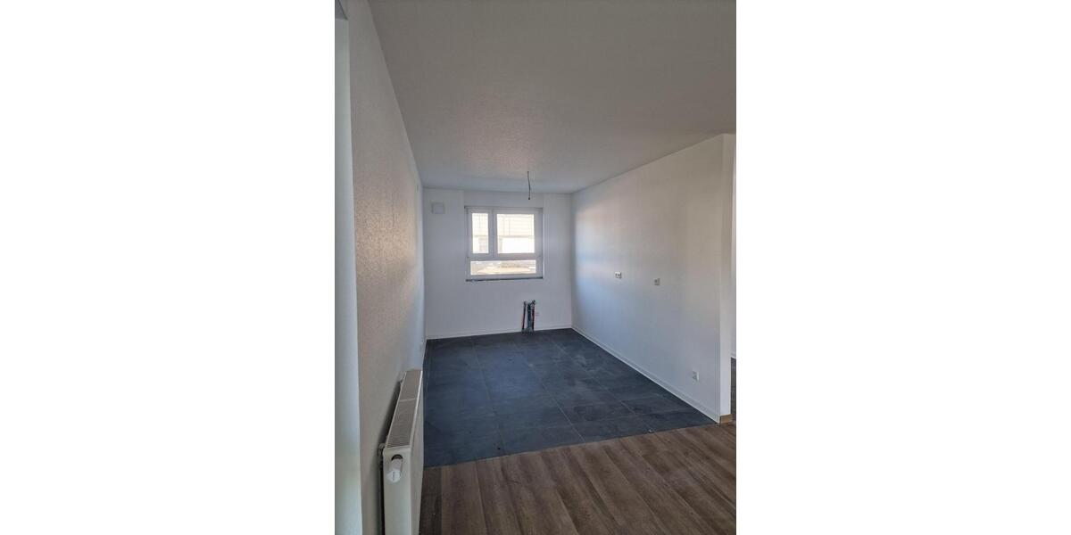 Reihenhaus Oberndorf am Neckar - 4 Zimmer, 132 m&sup2;, 1.400&euro; | Angebot:23555092