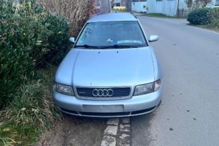 Audi A4 333.000 km 1.000 &euro; Thiersheim 95707
