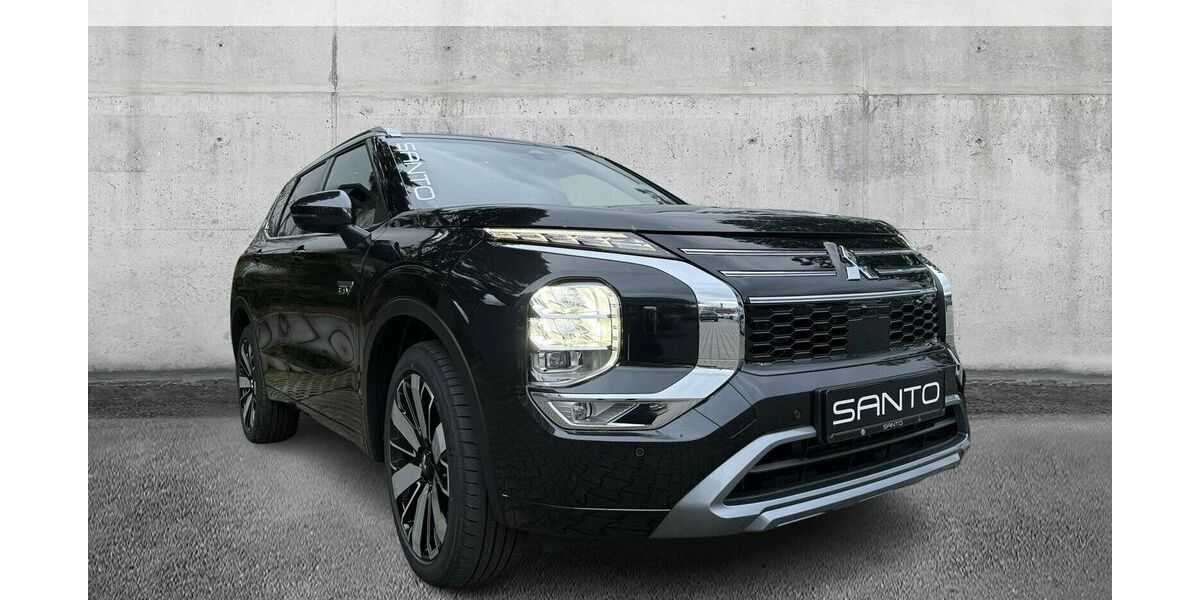 Mitsubishi Outlander 4.900 km 52.900 &euro; Freiburg 79098