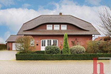 Gepflegtes Wohnhaus mit Doppelgarage auf einem Erbbaugrundstück in Lohne 4 zimmer