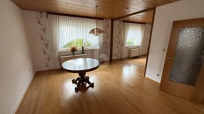 EIN ZUHAUSE MIT VIEL RAUM UND POTENZIAL - Zweifamilienhaus Meißner | Angebot:27109381