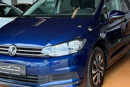 VW Touran 101.946 km 21.190 &euro; Bad Dürkheim 67098