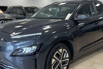 Hyundai KONA 29.826 km 21.400 € Bonn 53227