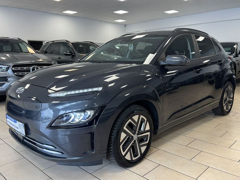 Hyundai KONA 29.826 km 21.400 € Bonn 53227