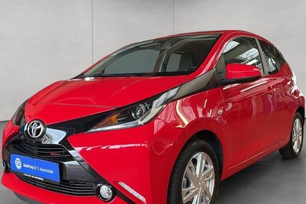 Toyota Aygo (X) 13.969 km 9.890 &euro; Esslingen 73730