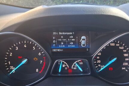 Ford Kuga 92.740 km 12.900 &euro; Nürnberg 90475
