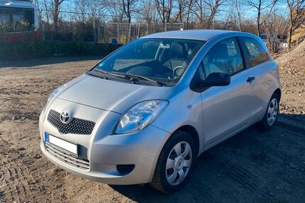 Toyota Yaris 46.500 km 5.290 &euro; Aschheim bei München 85609