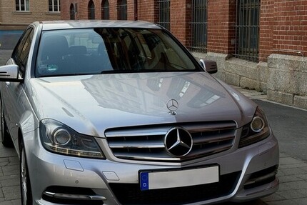 Mercedes-Benz C220 265.430 km 8.199 &euro; Halle 33790