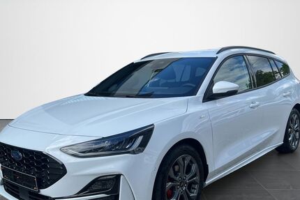 Ford Focus 1.650 km 29.990 &euro; Deggendorf/Fischerdorf 94469