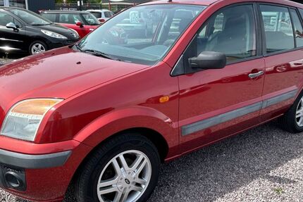 Ford Fusion 142.000 km 2.750 &euro; Saarlouis 66740