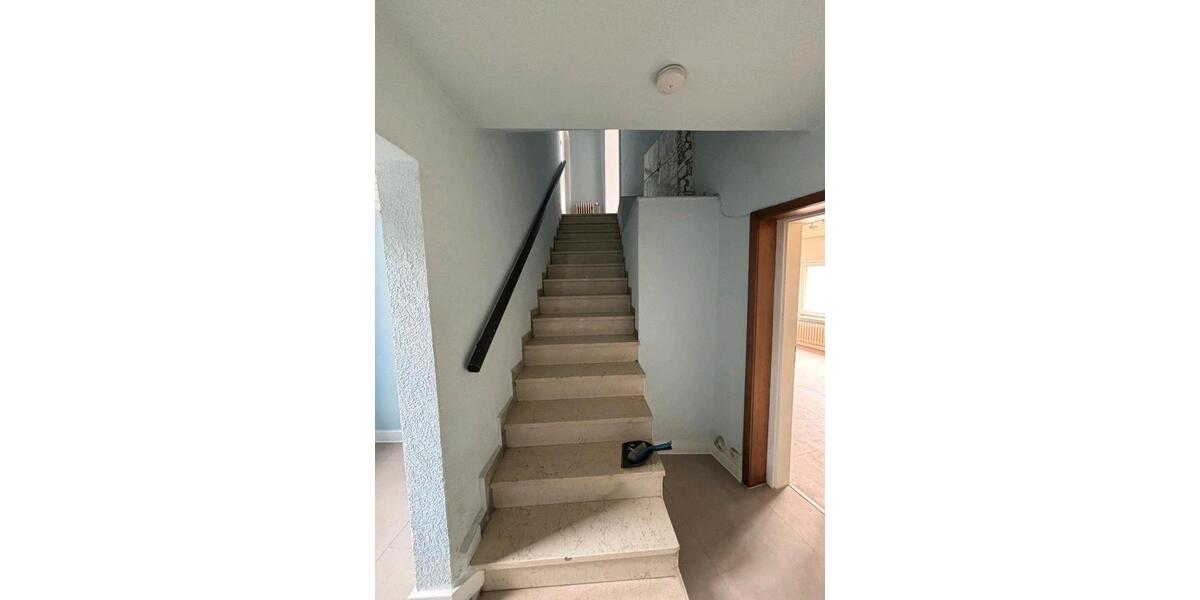 Etagenwohnung Wettenberg - 3 Zimmer, 92 m&sup2;, 850&euro; | Angebot:26267018