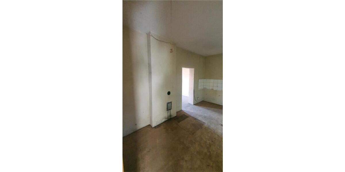 Reihenhaus Raguhn-Jeßnitz Jeßnitz (Anhalt) - 6 Zimmer, 100 m&sup2;, 40.000&euro; | Angebot:27133719