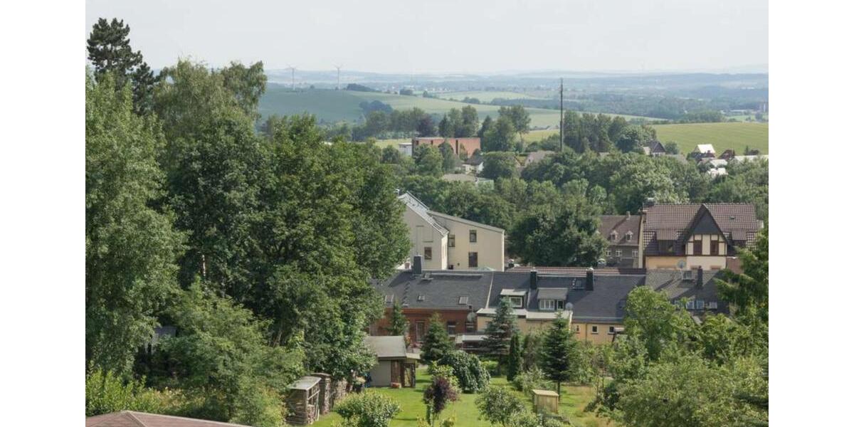 Etagenwohnung Hohenstein-Ernstthal Ernstthal - 3 Zimmer, 90 m&sup2;, 150.000&euro; | Angebot:24355703