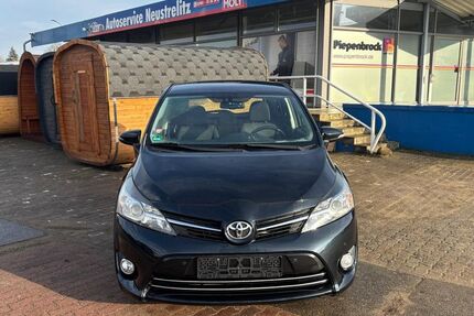 Toyota Verso 203.200 km 5.250 &euro; Neustrelitz 17235