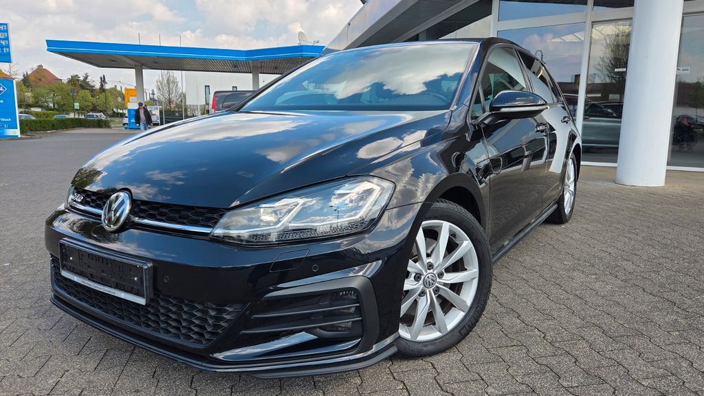 VW Golf 114.000 km 17.499 &euro; Salzkotten 33154