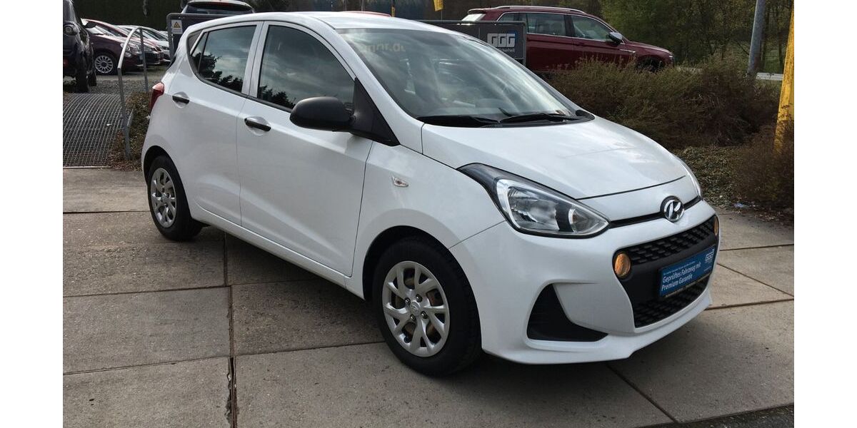 Hyundai i10 110.268 km 7.690 &euro; Neuensalz - Mechelgrün 08541