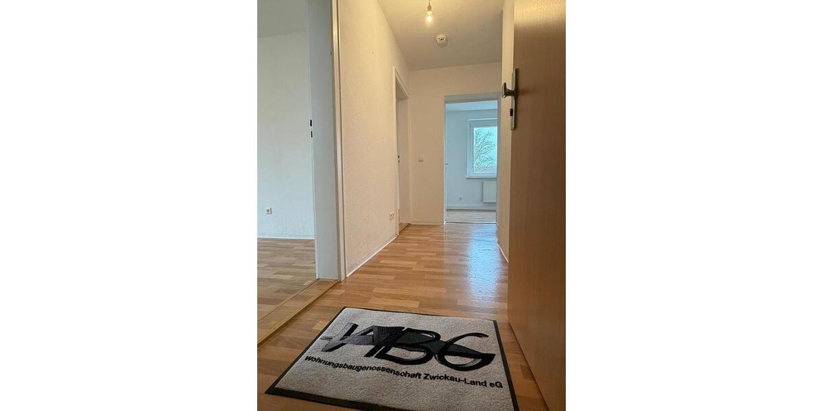 Etagenwohnung Mülsen - 3 Zimmer, 57 m&sup2;, 345&euro; | Angebot:26296738