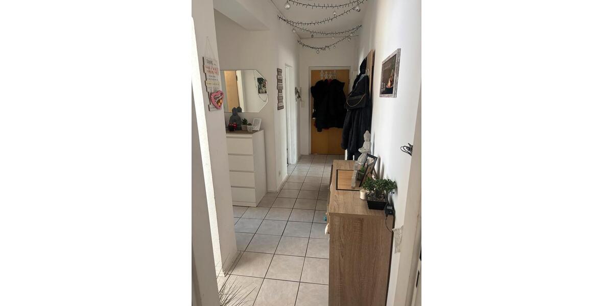 Dachgeschoßwohnung Langenselbold - 3 Zimmer, 76 m&sup2;, 700&euro; | Angebot:26318580