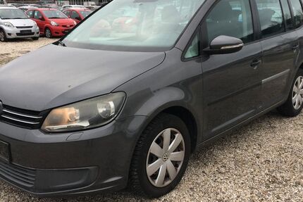 VW Touran 311.000 km 2.999 € Bonn 53227