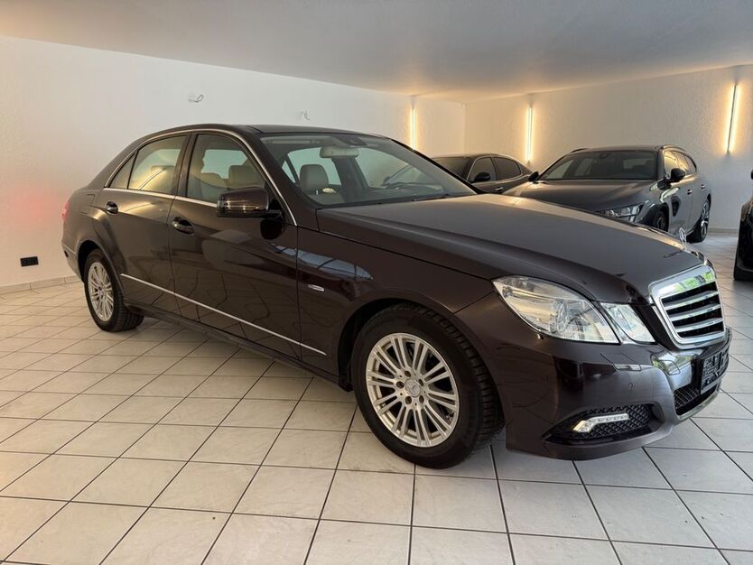 Mercedes-Benz E 250 236.900 km 10.490 € Elchingen 89275