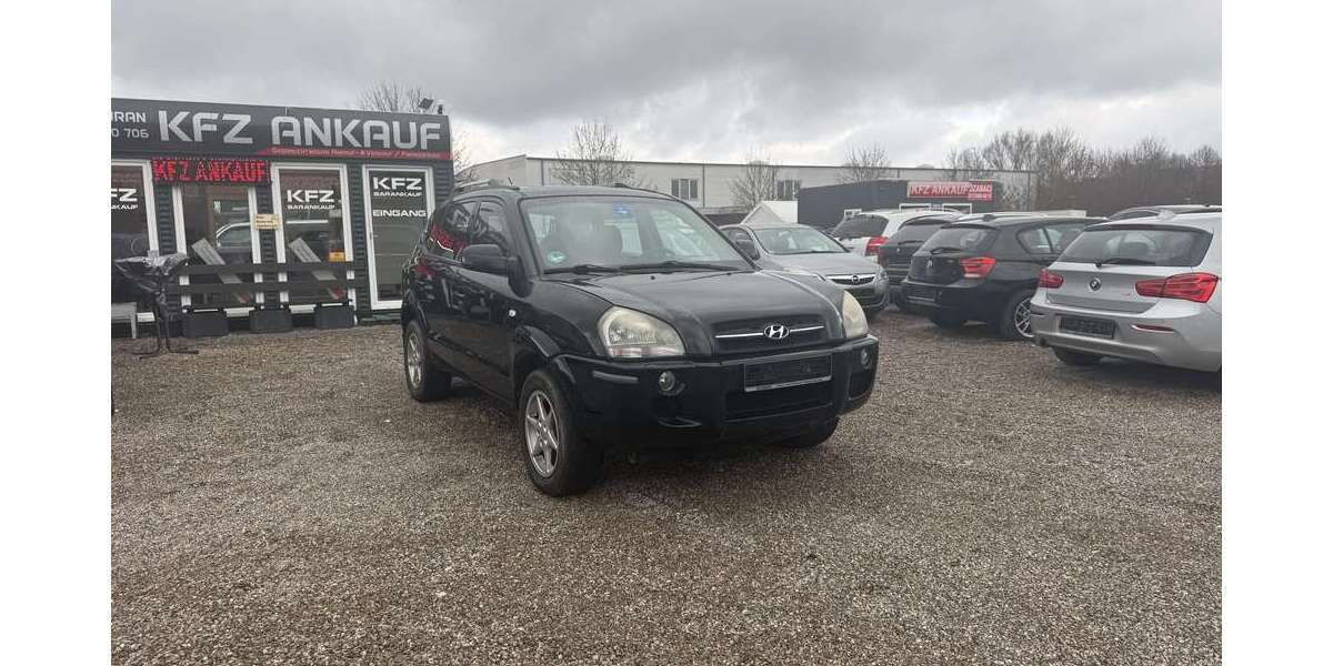 Hyundai TUCSON 192.000 km 3.290 &euro; Augsburg 86167