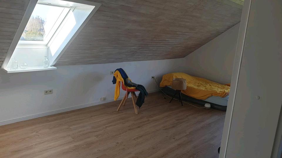 Dachgeschoßwohnung Lüneburg - 2 Zimmer, 75 m&sup2;, 900&euro; | Angebot:25722209