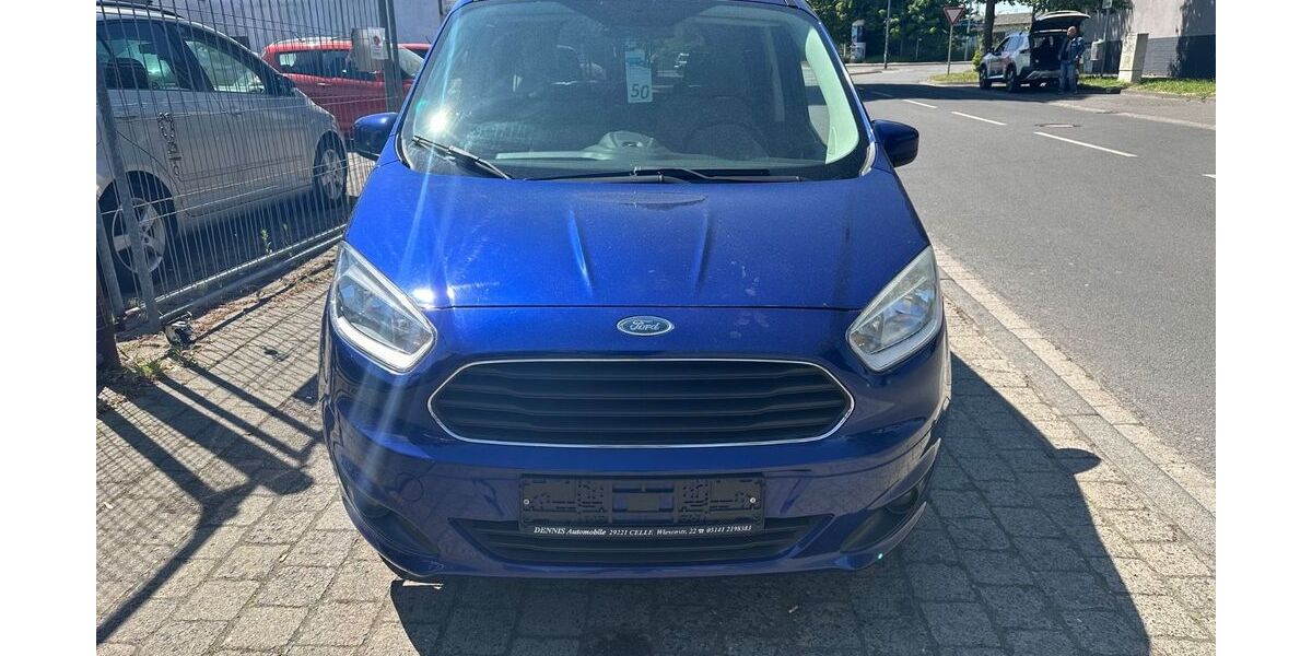 Ford Tourneo Courier 196.000 km 5.290 &euro; Celle 29221