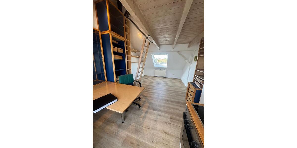 Dachgeschoßwohnung Bielefeld Schildesche - 1 Zimmer, 23 m&sup2;, 75.000&euro; | Angebot:26393696