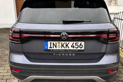 VW T-Cross 31.590 km 22.300 &euro; Ingolstadt 85051